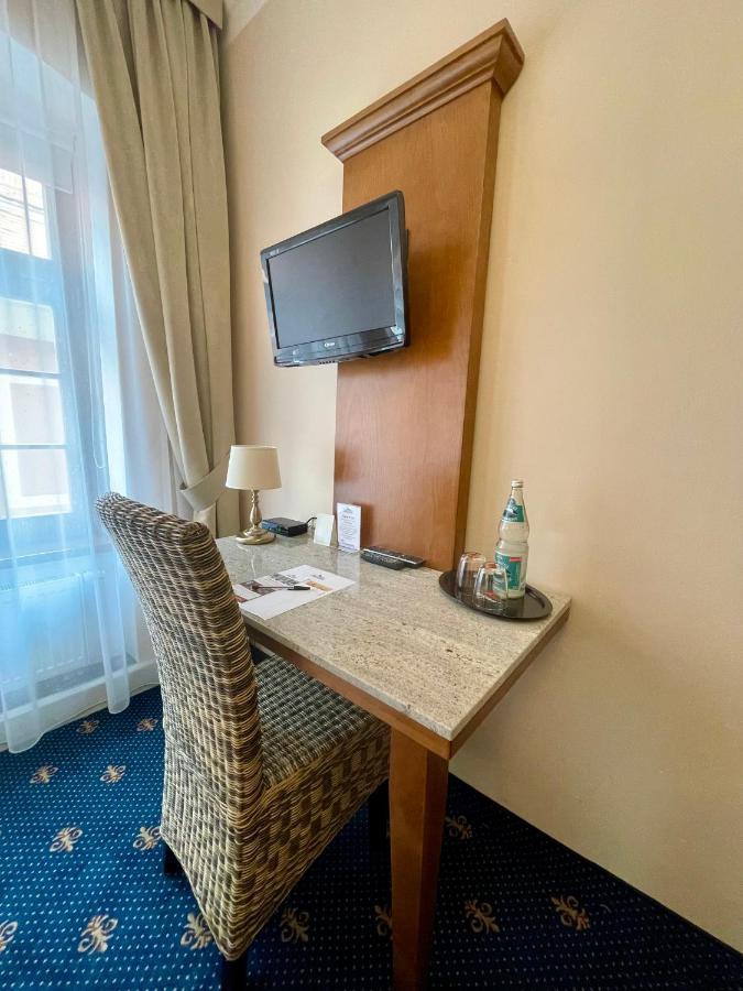 Hotel Italia Гёрлиц Экстерьер фото